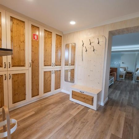 Holiday Home Virida, App Leopold III Ivancna Gorica Esterno foto