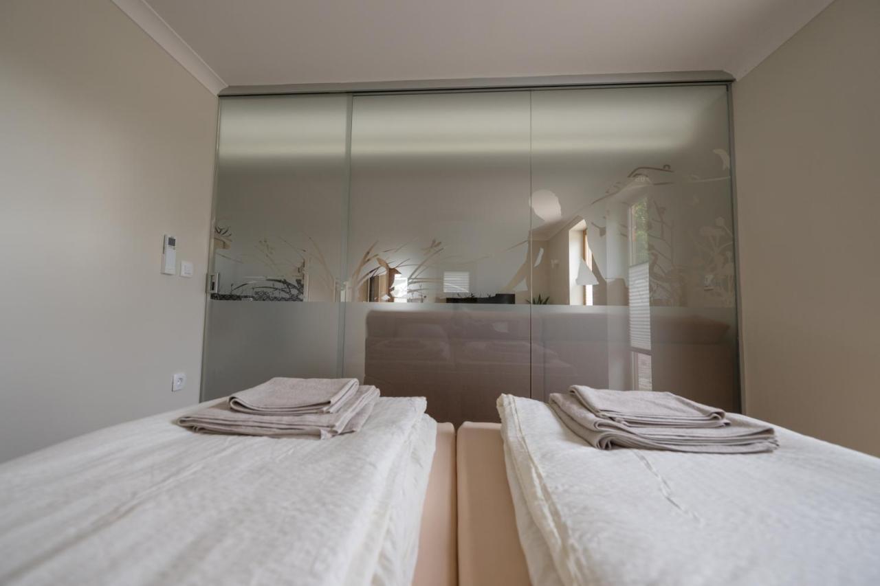 Holiday Home Virida, App Leopold III Ivancna Gorica Esterno foto
