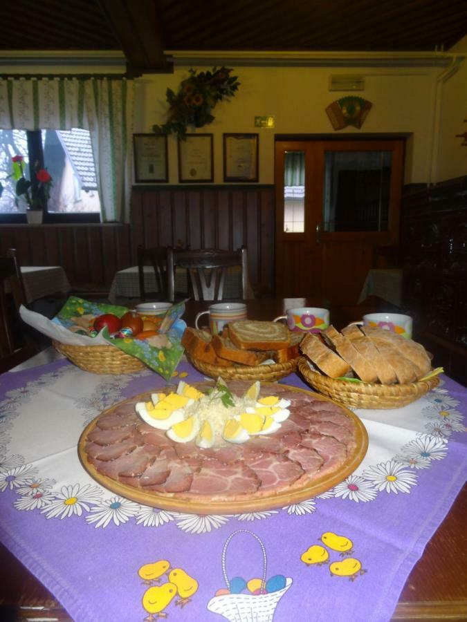 Holiday Home Virida, App Leopold III Ivancna Gorica Esterno foto