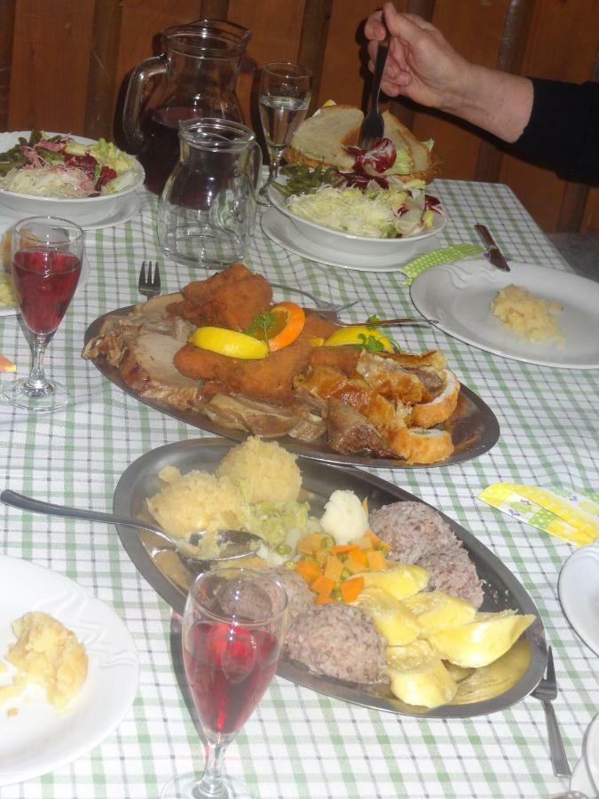 Holiday Home Virida, App Leopold III Ivancna Gorica Esterno foto